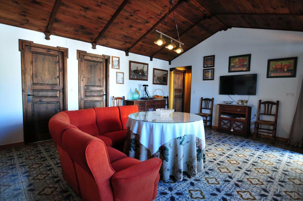 El Romerito Guest House Zalamea la Real Ngoại thất bức ảnh